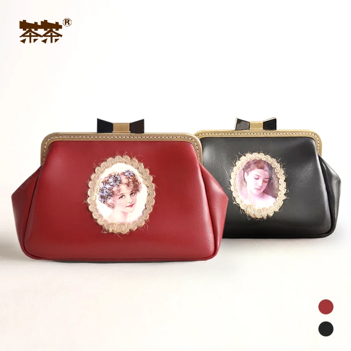 

Princess sweet lolita bag Exclusive original retro personality beautiful butterfly head painting girl shoulder diagonal BAG63