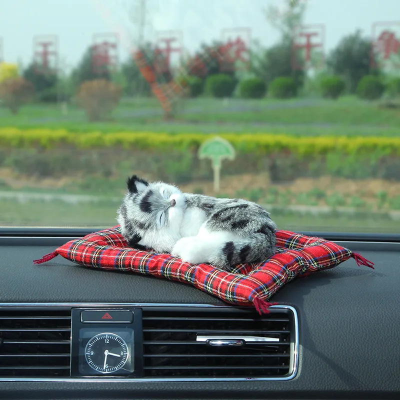 DREAMCAR-Creative-Air-Freshener-Cute-Car-Air-Freshener-Simulation-Dog-Cat-Solid-Charcoal-Bag-For-Car (3)