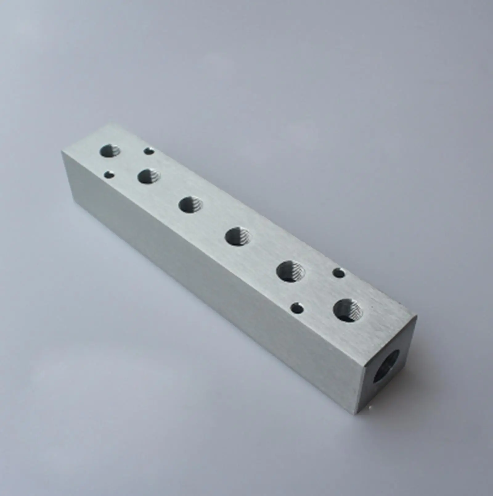 

40x40mm G1/2" In G1/4" Out 6 Way Pneumatic Air Solid Aluminum Manifold Block Splitter