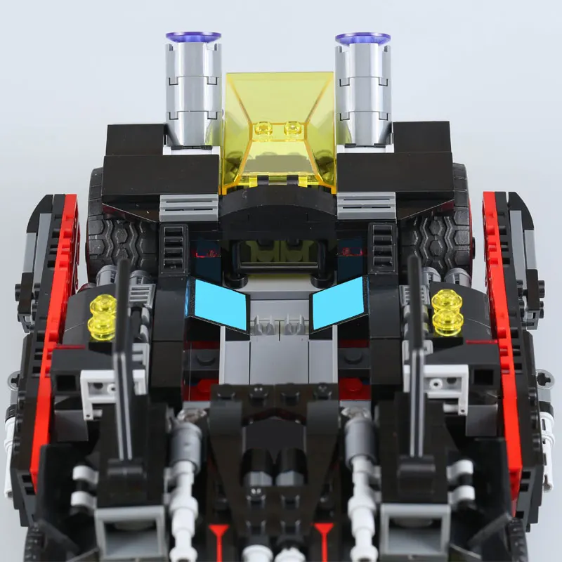Batman Movie The Ultimate Batmobile 1496 Pcs Building Block Bricks fast shipping