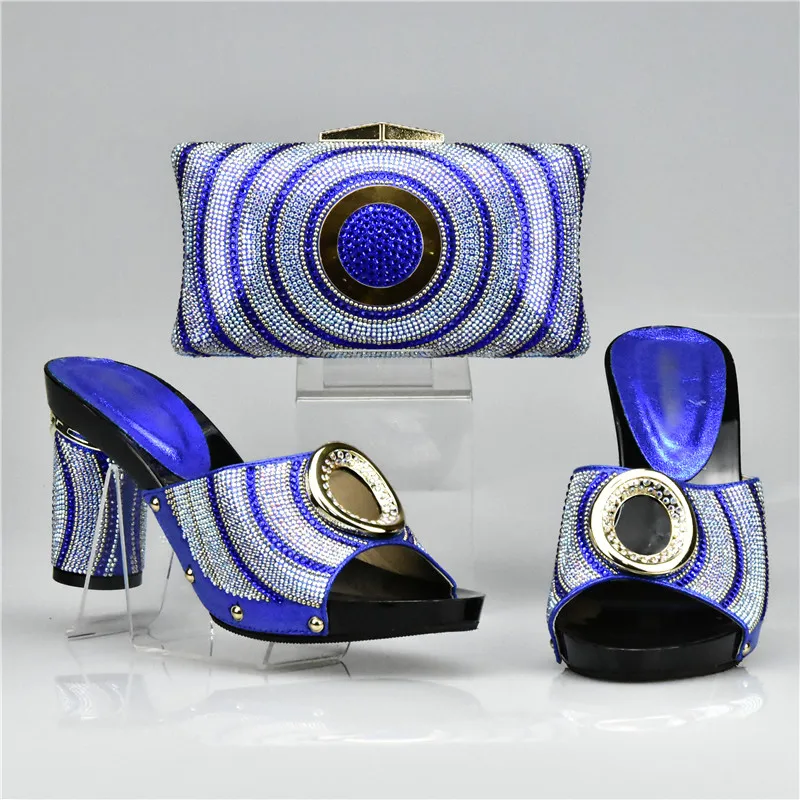 Новое поступление золота Цвет комплект из обуви и сумки, украшенные Стразы в нигерийском стиле Для женщин Свадебный комплект из обуви и сумки обувь высокого качества