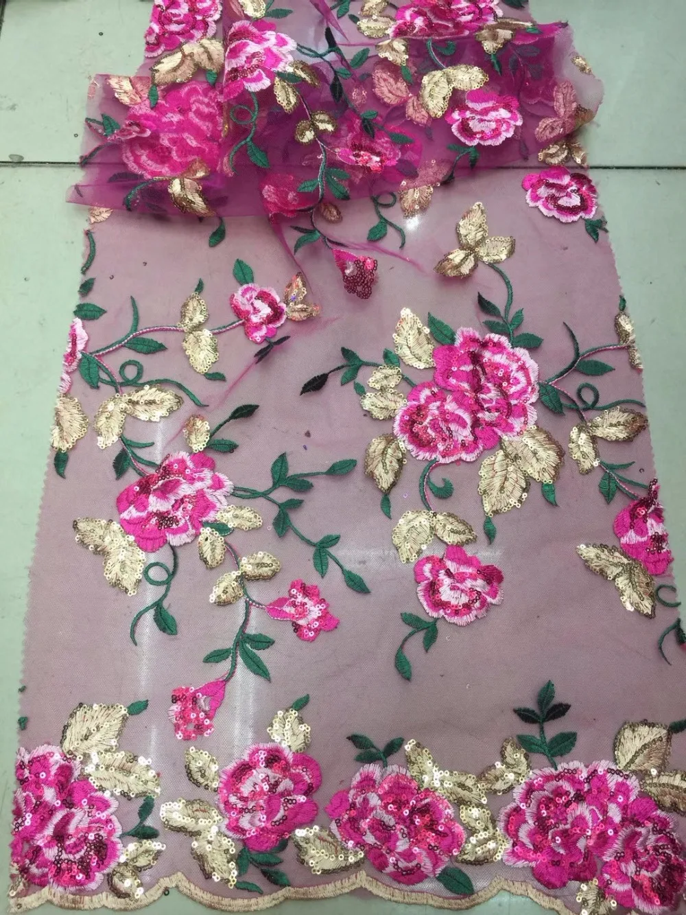 

Embroidery African Lace Fabrics 2018 New fashion High quality net Lace Fabric With sequins For Wedding