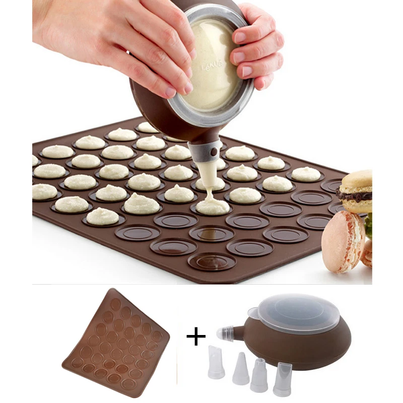 Наборы Macarons (30 полосный силиконовый коврик + 1 диспенсер для крема с 4 насадками)