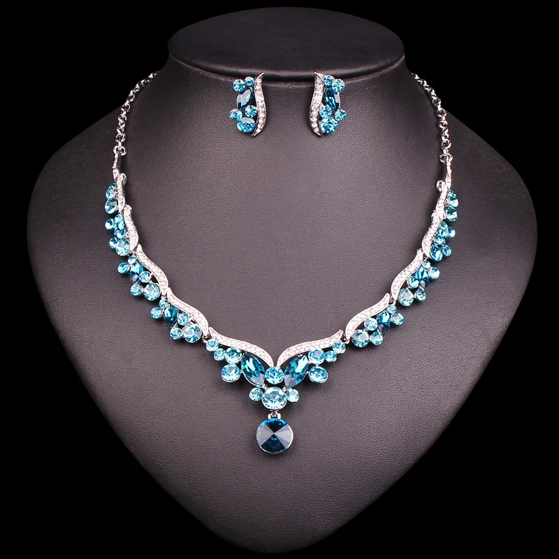 Женский ювелирный комплект из колье и серёг с кристаллами|crystal bridal jewelry set|costume