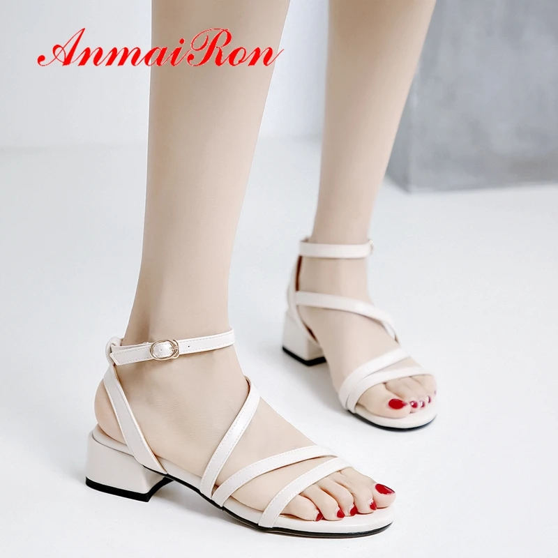 

ANMAIRON 2019 New Arrival Women PU Basic Casual Women Sandals Summer Fashion High Heel Solid Buckle Strap Size 34-43 LY2386