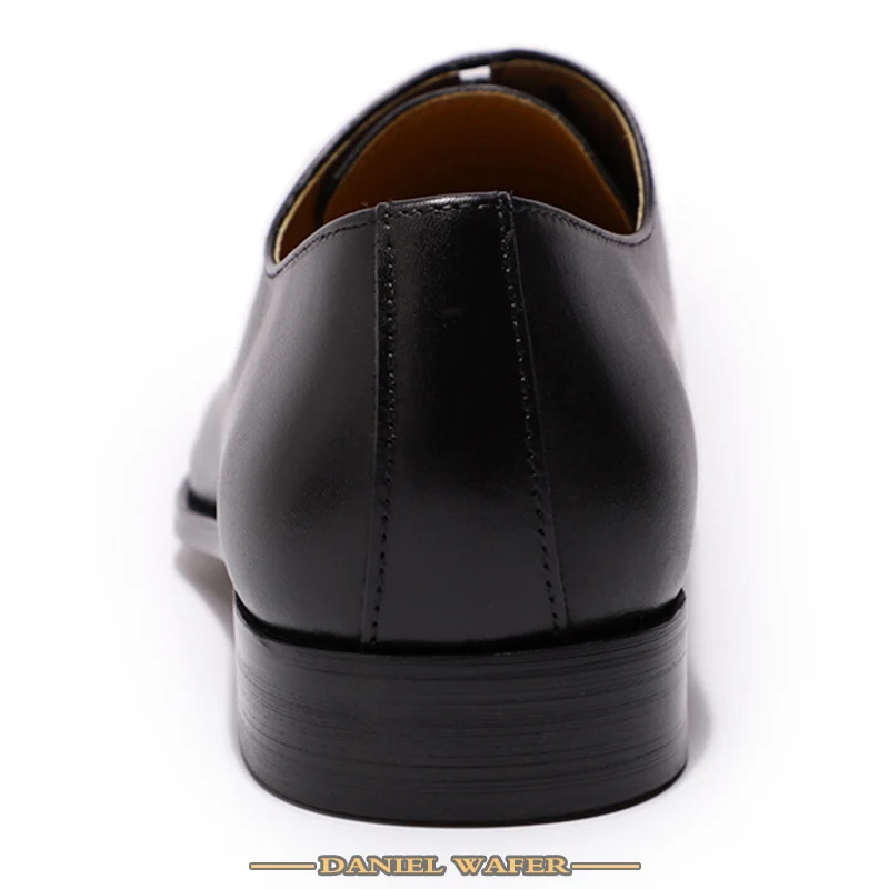 Мужские туфли из натуральной кожи; повседневные оксфорды; мужские офисные Свадебные модельные туфли на шнуровке; Цвет черный, коричневый; заостренный носок башмак; Мужская официальная обувь