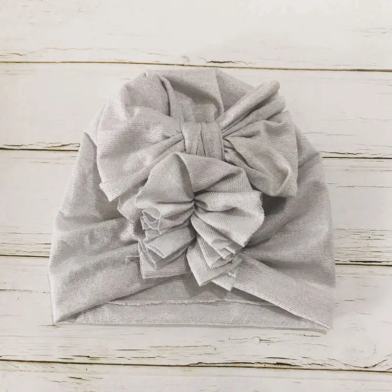 B grey white (1)