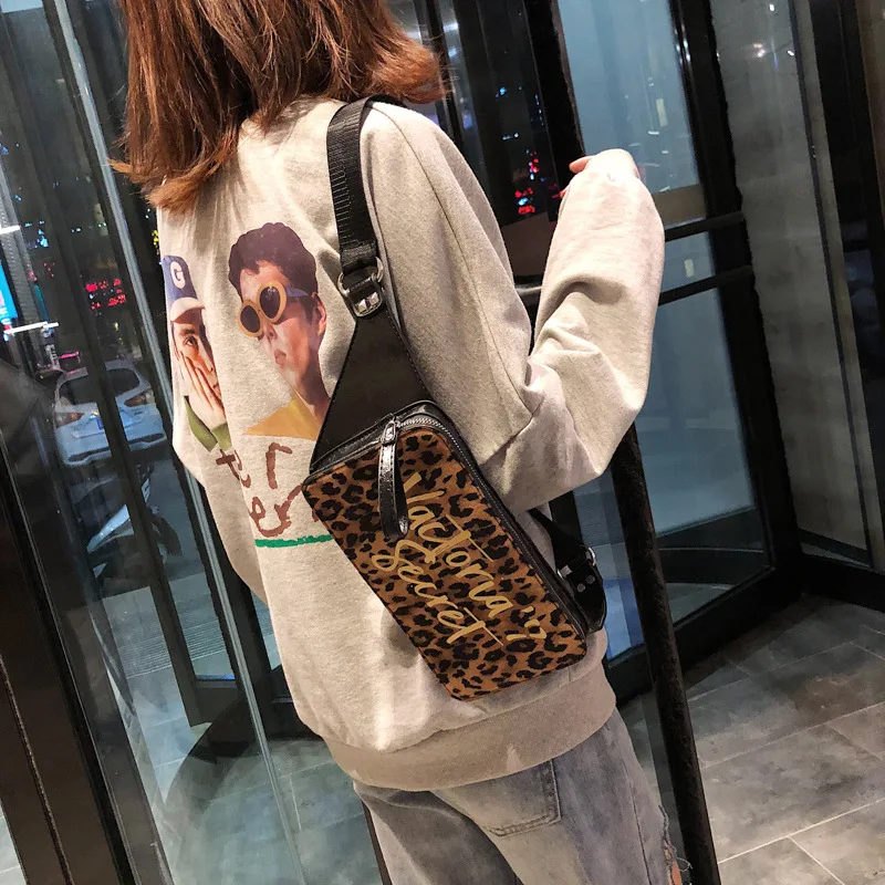 

Women Leopard Crossbody Bag Leather Handbag Chest Bags Chic Girls Waist Packs Causal Shoulder Bagwaist Bag Chest Packs