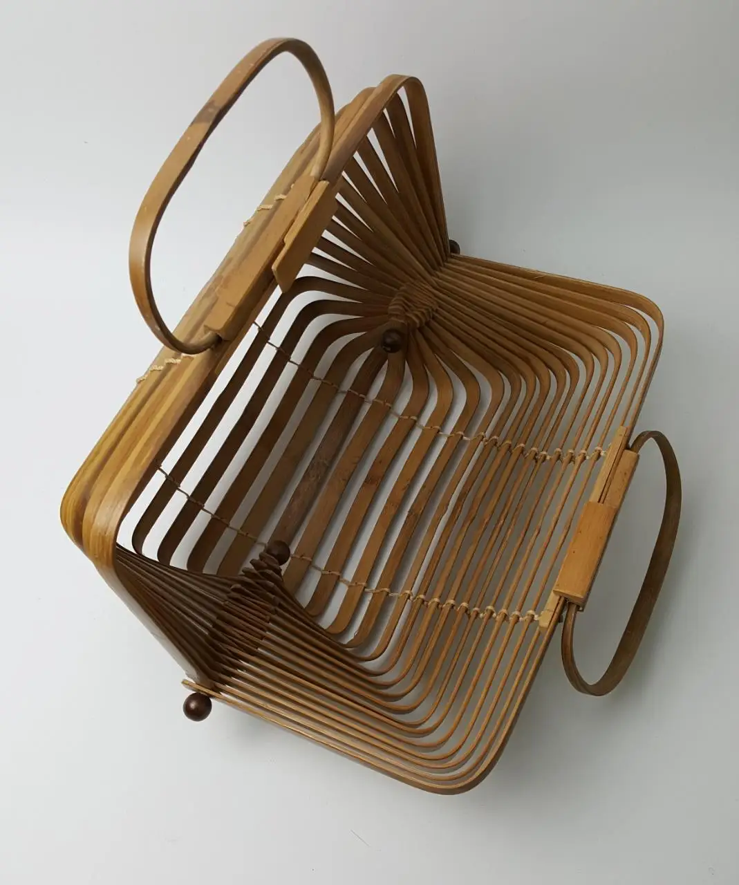 Уникальная бамбуковая корзина бамбуковая сумка полый пляжная сумка дамская сумочка складная сумка/вращающийся осевой дизайн A4525