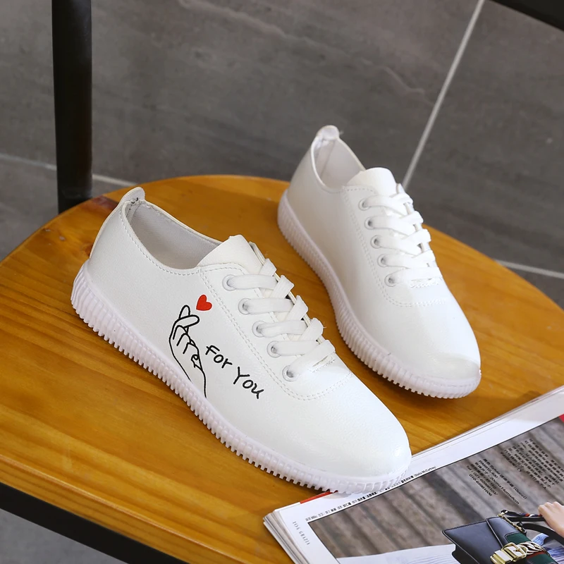 

Women Casual Shoes 2018 Fashion PU Leather Shoes For Women Flat Ladies Lace Up Soft White Shoes Zapatos Mujer 1h46