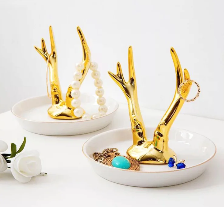 

European Style Ceramics Plating Jewelry Rack Creative Decoration Necklace Jewelry Tray Antler Rabbit Cactus Storage Tray Z576
