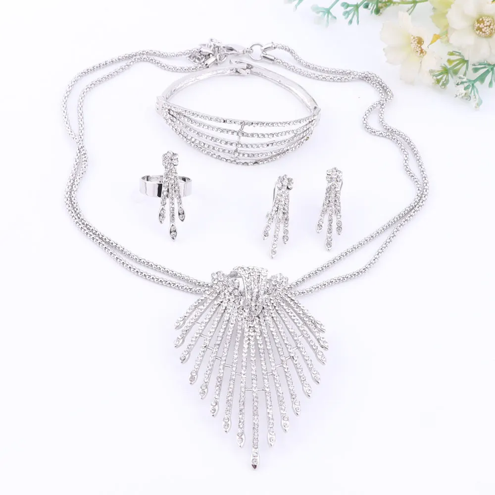 Комплект из колье серёг и кольца золотистого цвета|accessories set|african beads jewelry setbeaded set |