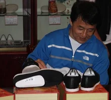 High Quality Cotton Fabric Made Chinese Wushu Sneakers Martial arts Kung fu Tai chi Shoes Jackie chan Same style цена High Quality Cotton Fabric Made Chinese Wushu Sneakers Martial arts Kung fu Tai chi Shoes Jackie chan Same style цены онлайн