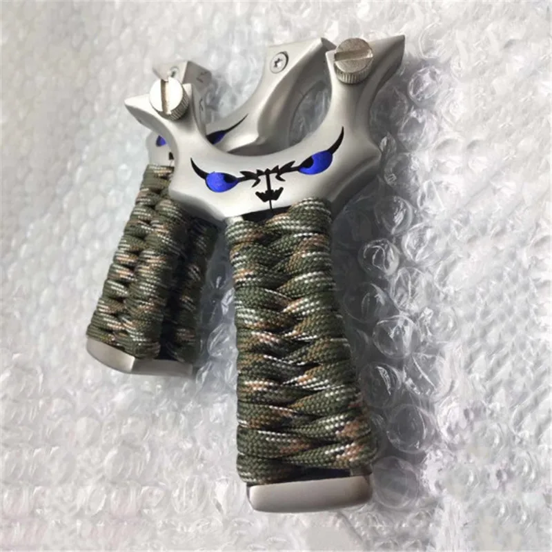 

Monster Slingshot Catapult Hunting Stainless Steel High Precision Shooting Free Tie with Rubber Band 2019 New