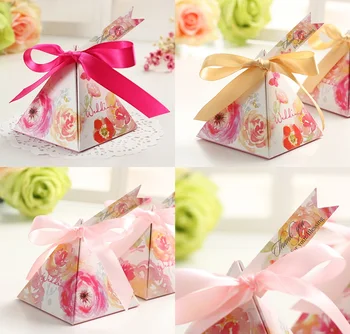 

100pcs New Arrival Floral Triangular Pyramid Style Wedding Favors Candy Boxes Party Gift Box With Rose / Gold / Pink Ribbons