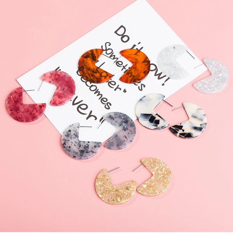 

New Design Korean Geometric Irregular Stud Earrings White Red Gray Gold Color Acrylic Earrings For Woman Fashion Jewelry Gift