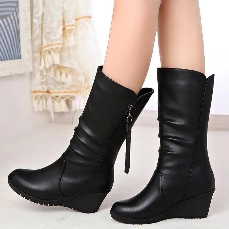 Goede Wedge antislip Vrouwelijke boot waterdichte stevige zwarte schoenen korte pluche winter laarzen vrouw Leer stiksels snowboots maat 35 40