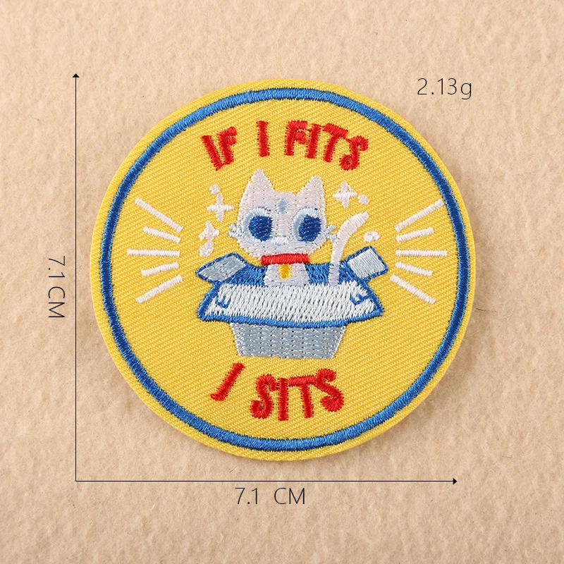 Cartoon Character Patch for Clothing Iron on Embroidered Sewing Applique Cute Sew on Fabric Badge DIY Apparel Accessories - Цвет: 16