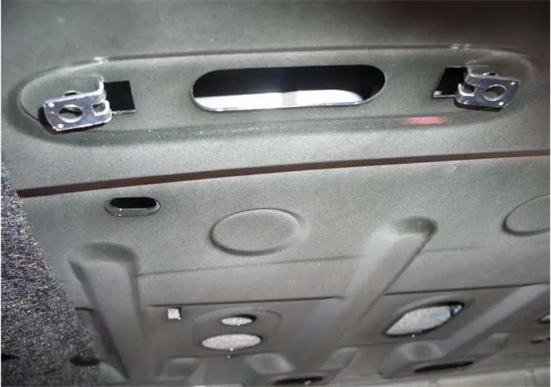 octavia Trunk hook (6)