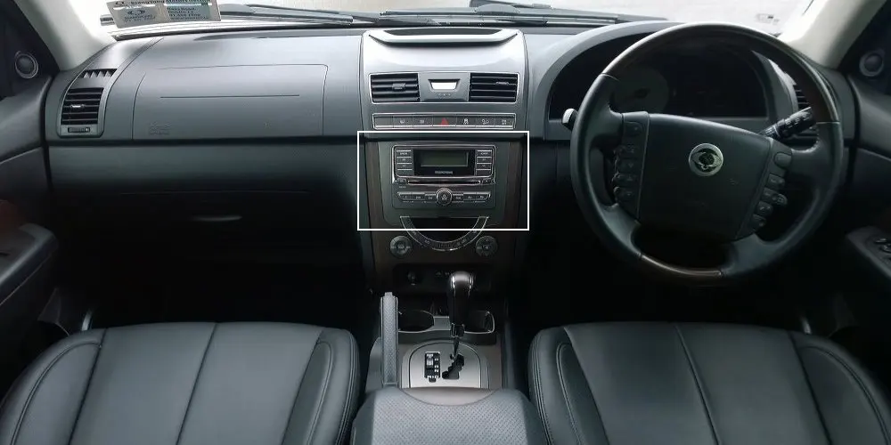SsangYong Rexton Interior_M269