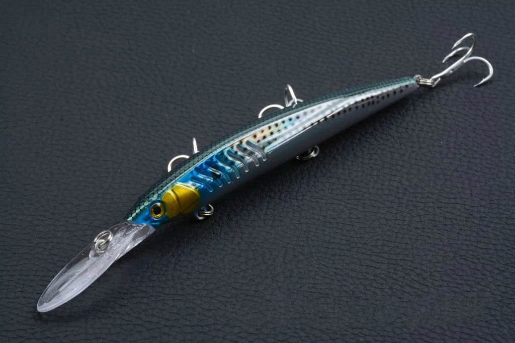 

1Pcs 14.5cm/13.2g Minnow Fishing Lure Laser Hard Artificial Bait 3D Eyes Boat Sea Fishing Wobblers Crankbait Minnows Lures