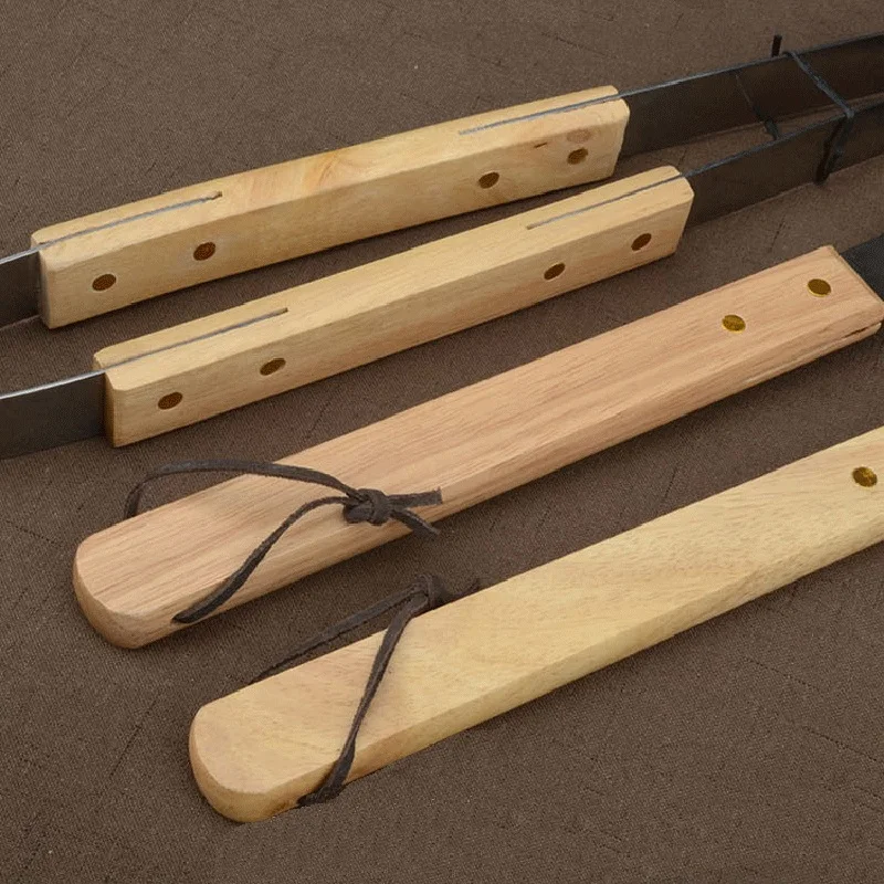 OAK WOOD BBQ TOOL SET  (4)