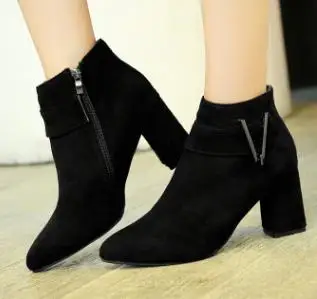 

2018 new booties pointed suede chunky heels side zipper wild snow boots.
