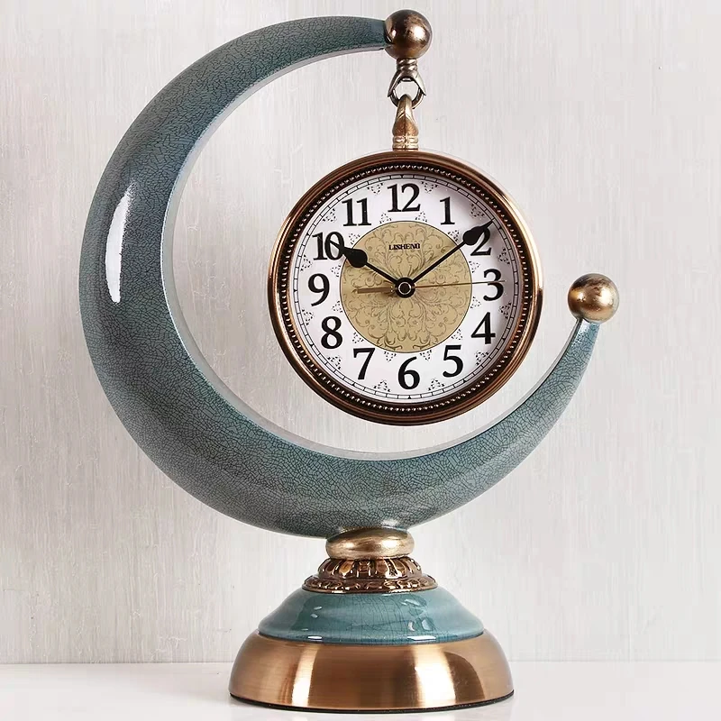 

European Seat Clock, Table Clock, Fashion Creative Clock, Living Room Wine Cabinet Decoration, Household Quartz Clock