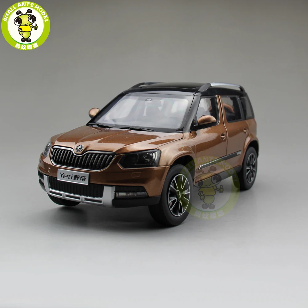 1/18 Skoda Yeti SUV литая модель металлическая модель автомобиля SUV подарок коллекция хобби коричневый