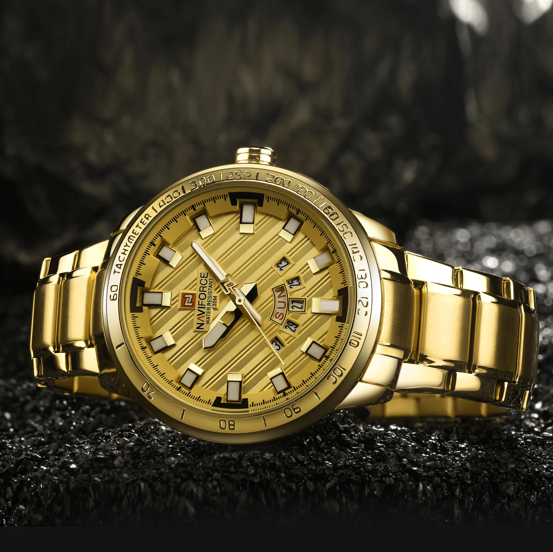 NAVIFORCE новые модные мужские золотые часы люксовый бренд кварцевые часы из нержавеющей водонепроницаемой даты недели дисплей модное платье часы
