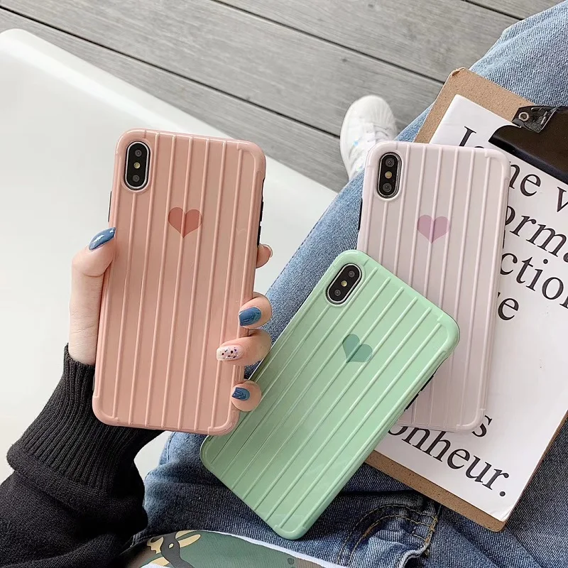

Color Phone Case For iPhone XS MAX XR X 6s 7 8 Plus Fashion trunk Solid Color Love Heart Soft Silicone For iPhone XS stripe Case