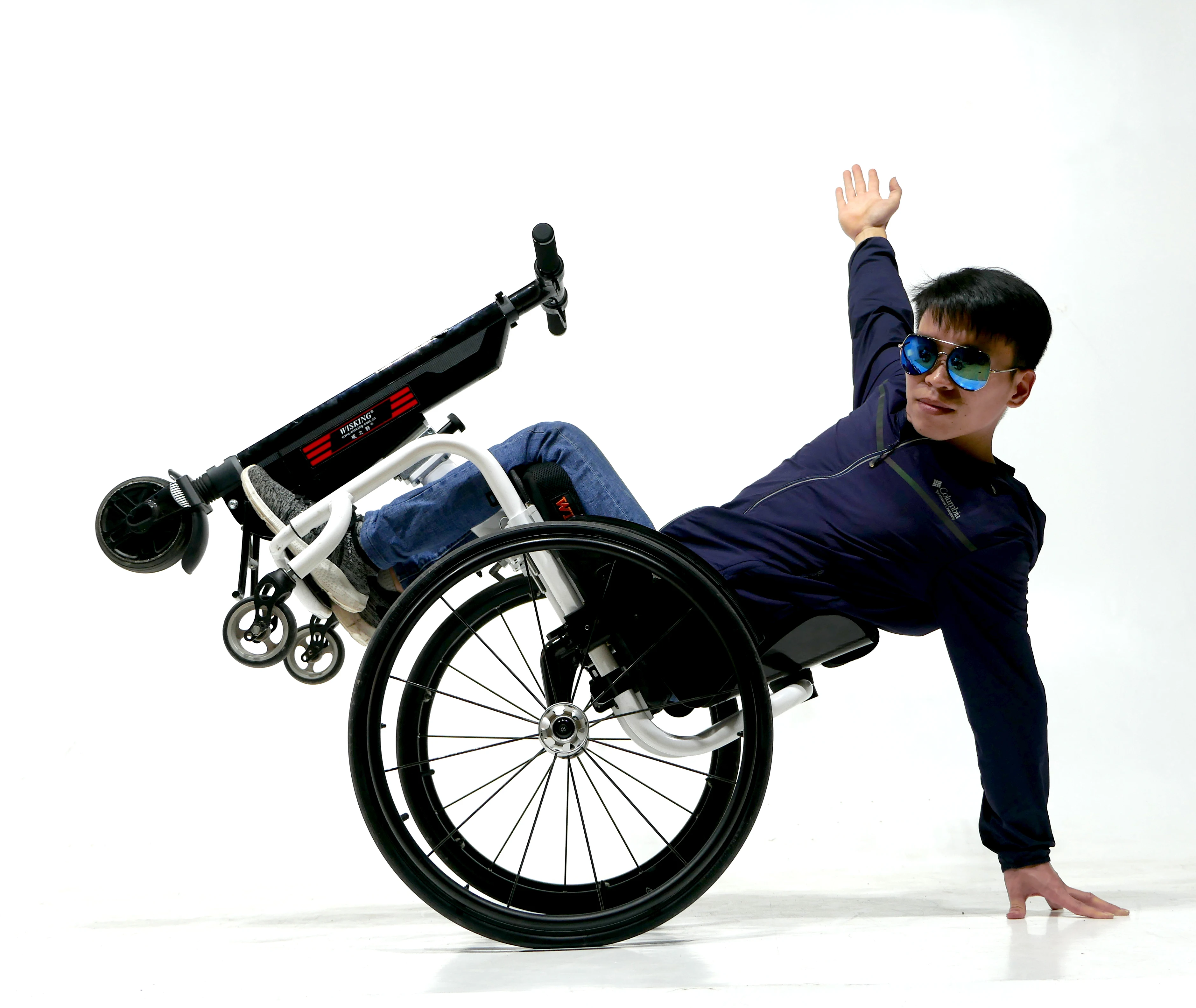 

2019 pride mobility protable lightweight medical equipment health care electrical wheelchair handbik for disabled