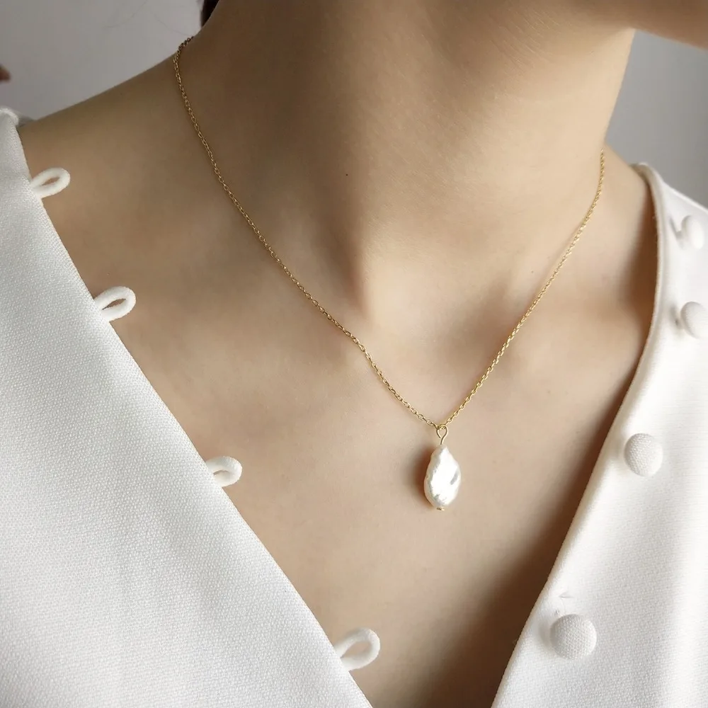 

Authentic 925 Sterling silver Irregular Baroque pearl pendants golden necklace simple Charms Mothers' Day Gift X94