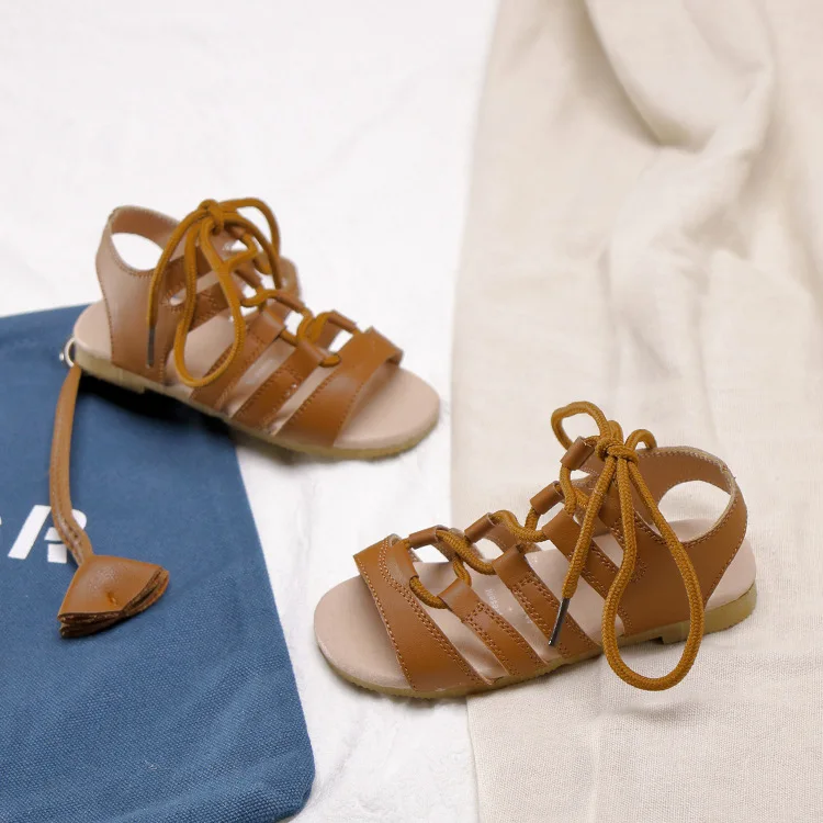 Детские сандалии крутая детская обувь сандалии на мягкой подошве для девочек римская обувь на шнуровке Повседневная пляжная обувь кожаная обувь принцессы 21-30