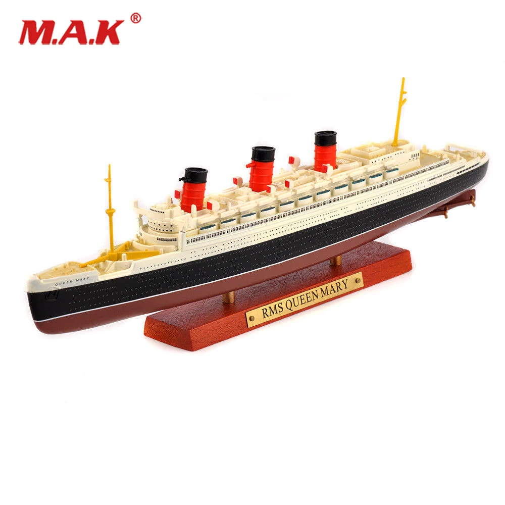 queen mary ship toy