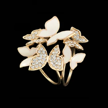 

Korean Fashion Wild Butterfly Tricyclic Scarf Buckle Brooch 2020 Women's Stewardess Rhinestone Scarf Buckle Jewelry