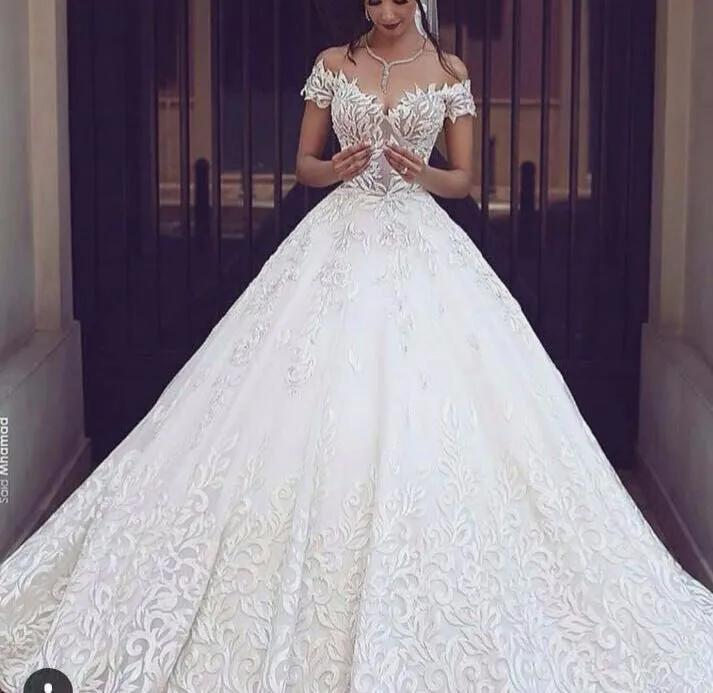 [تصویر:  Luxury-Ball-Gown-Wedding-Dress-2017-Full...Sexy-V.jpg]
