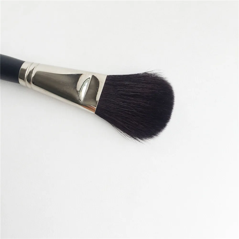 INGLOT 1SS POWDER BRUSH _ 4