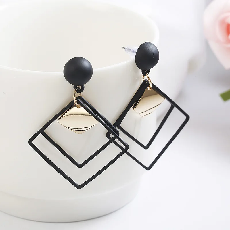 

Fashion Korean Metal Drop Earrings for Women's New Design Multi Geometry Square Presentation Earrings for Girls Gifts Jewelry