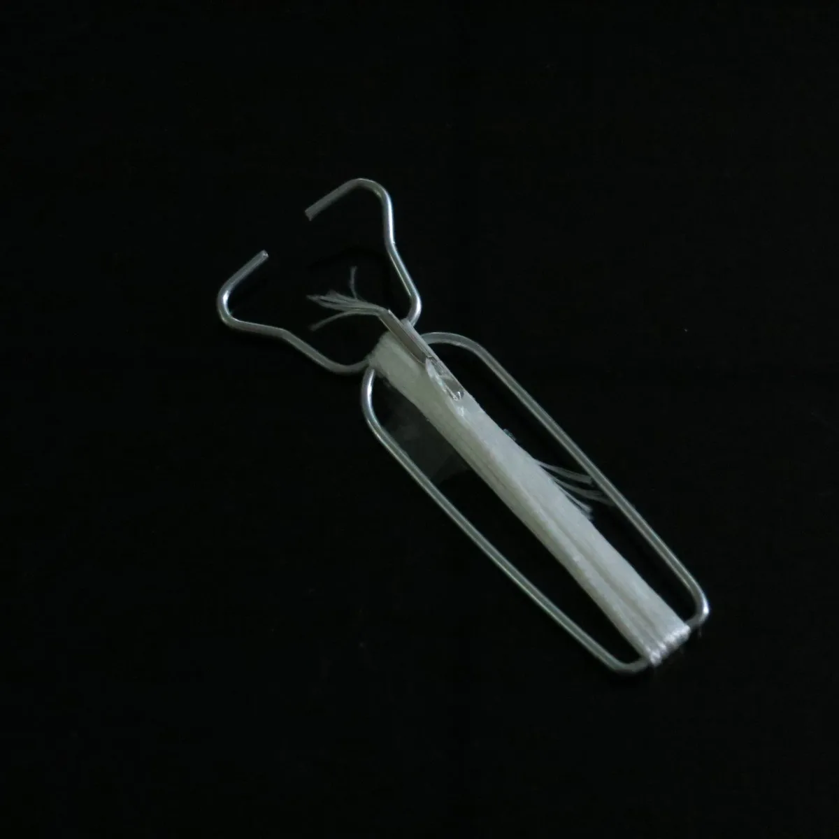 

Suspension Cord Wire Hanger Metal Ceiling Hook Steel Barb Banner Sign Poster Display Hook Hanging Line Nylon Filament Stretch