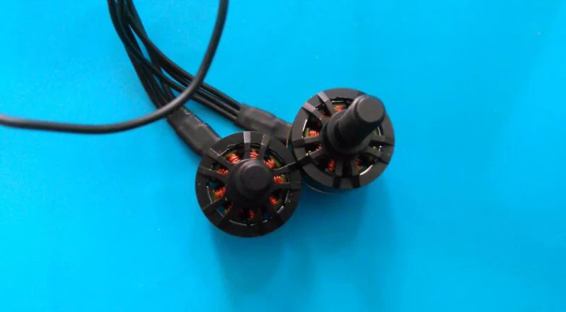 1 шт. 1306 4000kv бесщеточный двигатель 7 4 V 2A 50W двигатели для микро квадрокоптера FPV