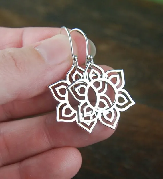 363 1 Paire Ronde Lotus Fleur Pendentif Boucles Doreilles Argent Lotus Pétale Fleur Boucles Doreilles Femmes Mode Boucle Doreille Goujons Cadeau