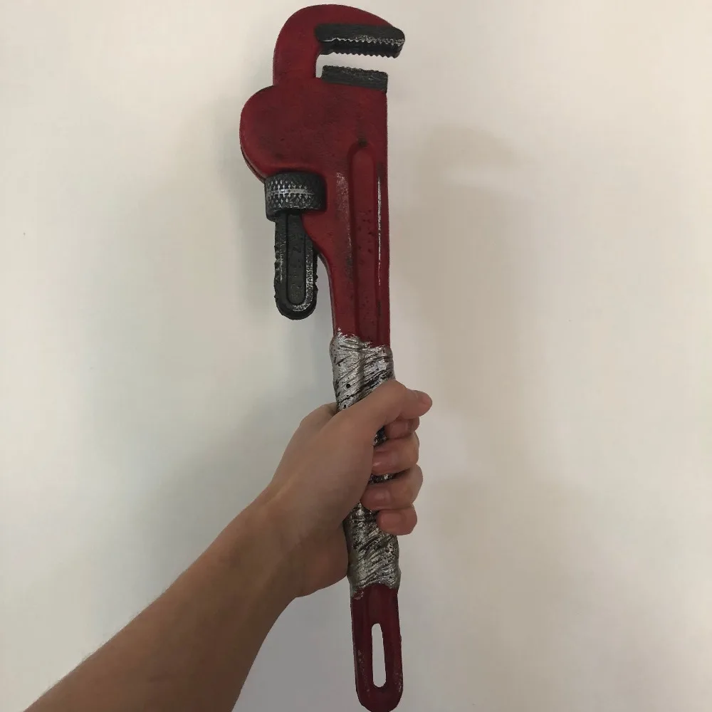 

Movie Game Anime 1:1 Wrench Repairman Tool pliers Simulation Ax Action Figure Model Halloween Cosplay Prop PU Kids Gift