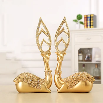 

European Creative Resin Couple Deer Figurines Ornaments Home TV Cabinet Living Room Decorations Crafts New Year Wedding Gifts