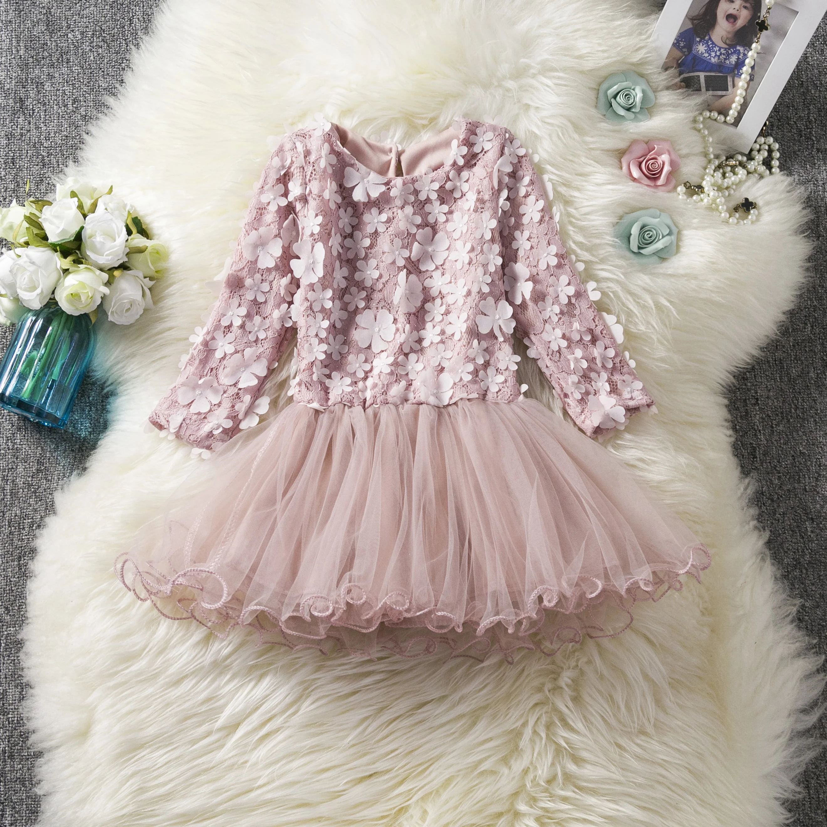 

Little Girls Casual Dresses Long Sleeve Lace Girls Dresses For Birthday Party Princess Vestidos Clothing Baby Girl Party Dresses
