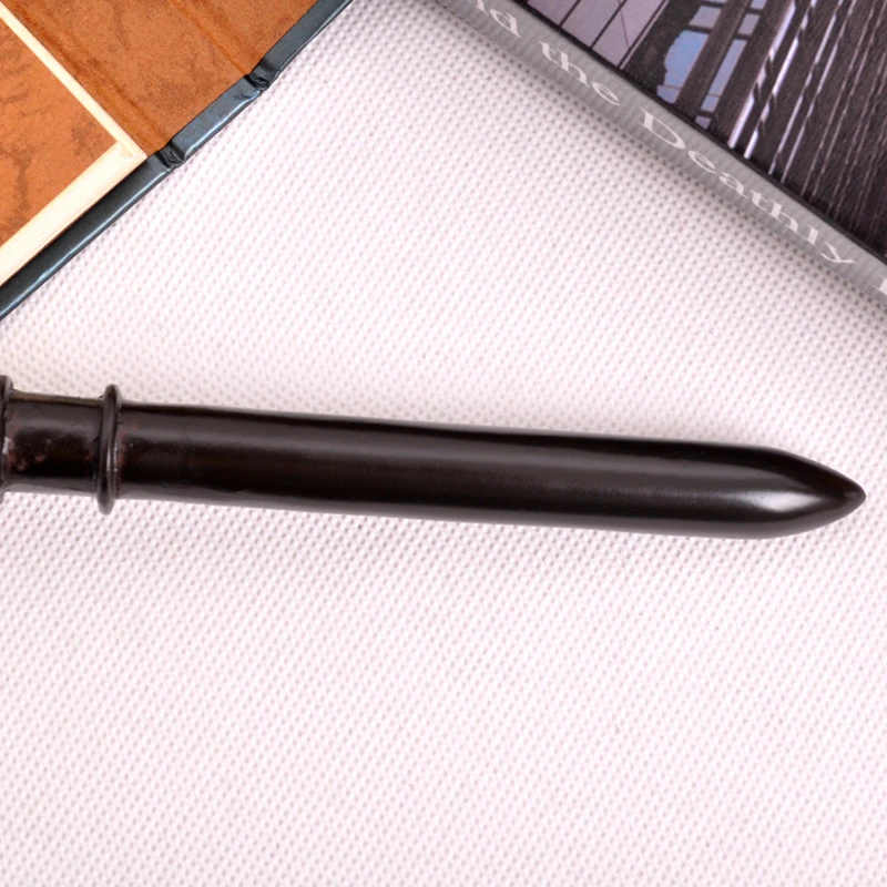 ZXZ-2017-New-Wizarding-World-of-Draco-Malfoy-Magic-wand-with-box-s-dm115