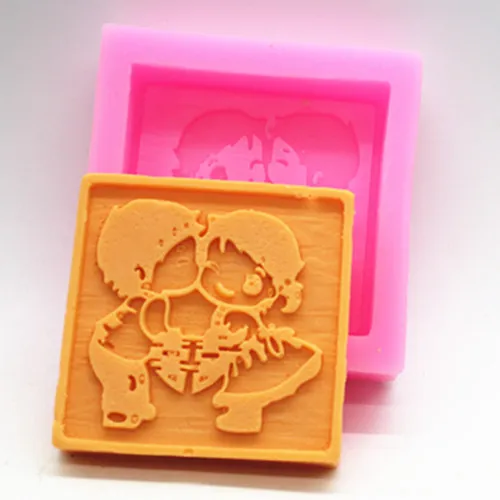 

Wholesale/retail,free shipping ,C523 handmade soap mold clay pottery mould silicone cake mould Double Happiness Couple FM