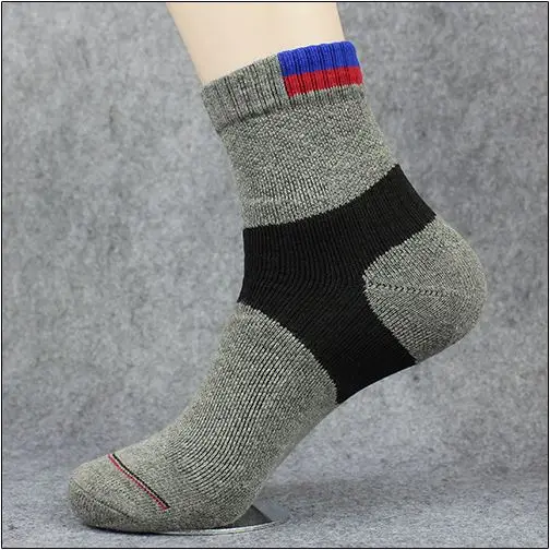 Новые мужские элитные велосипедные носки мужские нижние компрессионные баскетбольные носки хлопковые мужские носки для спорта на открытом воздухе - Цвет: Style 2