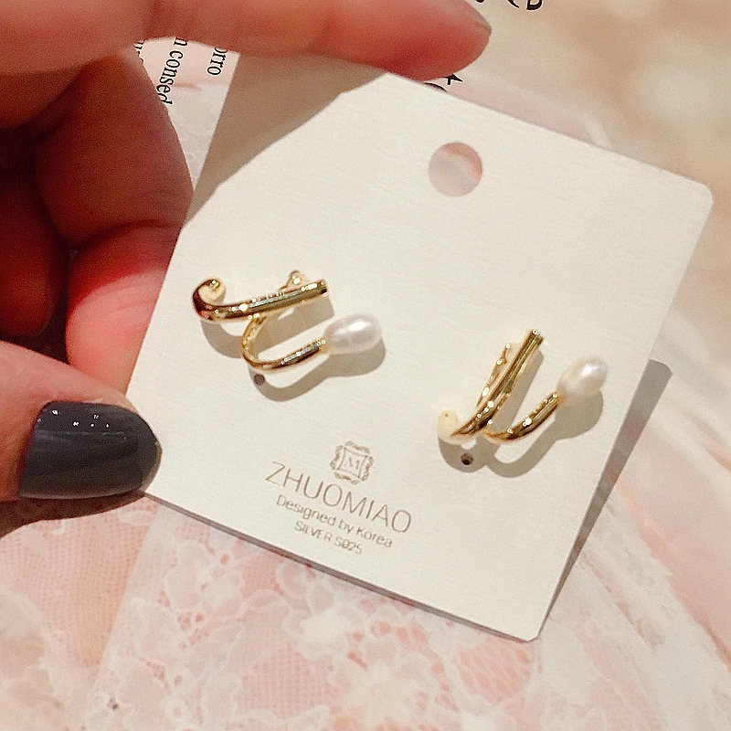 

2019 New Fashion Stud Earrings Gold Color Personality Geometric Metal Earrings with Imitation Pearl Women Studs Jewelry