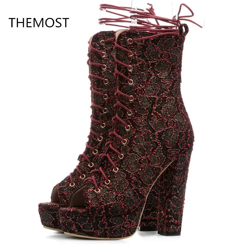 

Waterproof platform high heel sandals.High help.bind.2 color choices